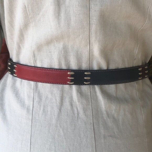 Dockers Leather Belt Contemporary Red, Blue, Tan and Saddle Brown Belt - Picture 10 of 11